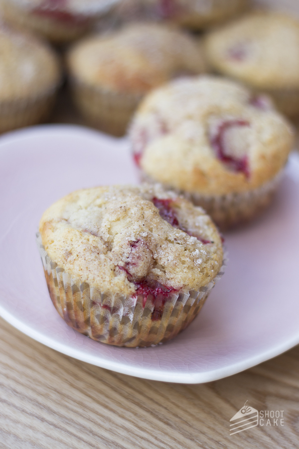 Muffinki z truskawkami i kruszonką